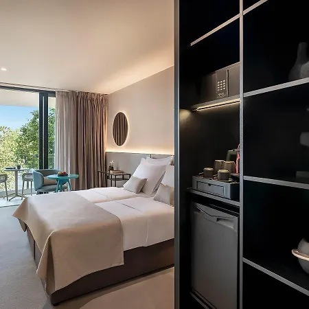 Hotel Aminess Younique Narrivi 5*