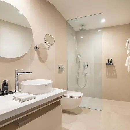 Aminess Younique Narrivi Hotell