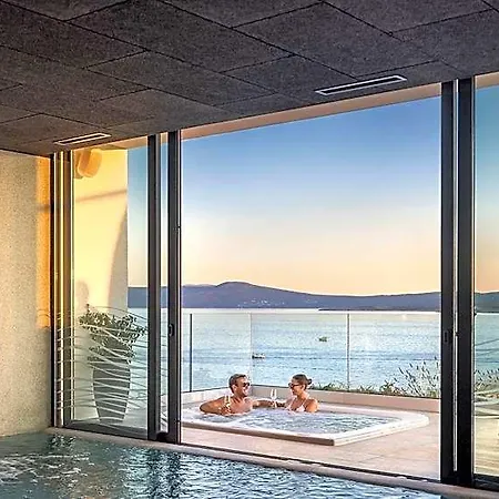 Aminess Younique Narrivi 5* Crikvenica